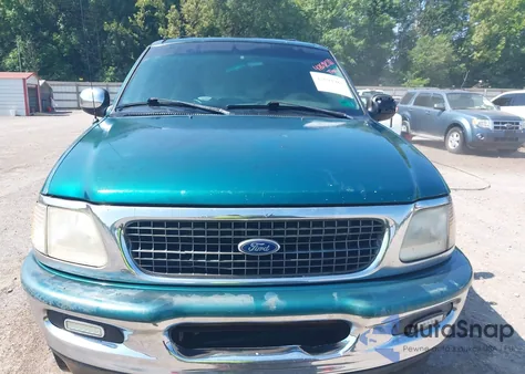 1998 Ford Expedition Eddie Bauer/Xlt from USA, damaged, VIN 1FMPU18L8WLC39077
